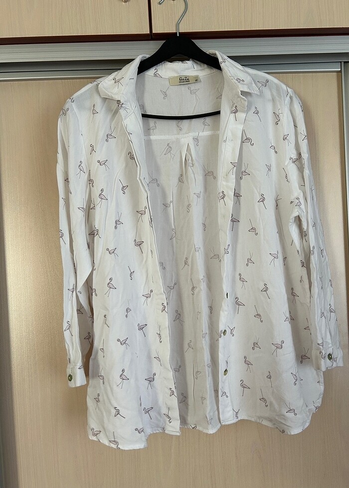 Beyaz gömlek - Görsel 2