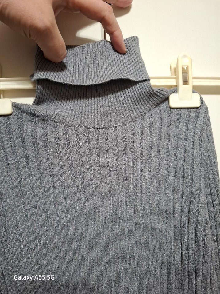 Gri Kadın Boğazlı Triko Kazak - Görsel 2