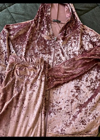 Pembe V Yaka Fermuarlı Kadın pijama takımı - Görsel 2