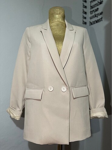 Zara model bej ceket