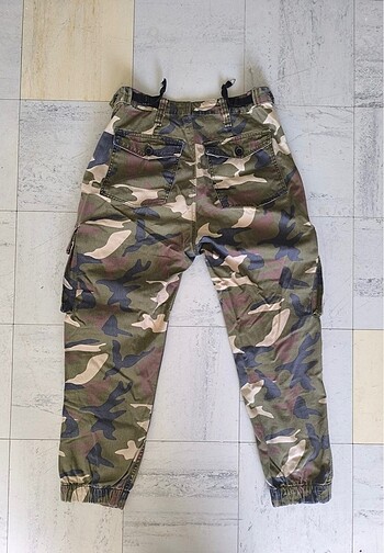 Bershka Bershka Kamuflaj Kargo Pantolon