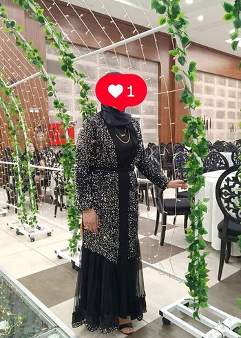 Pul İşlemeli Siyah Abiye Takım