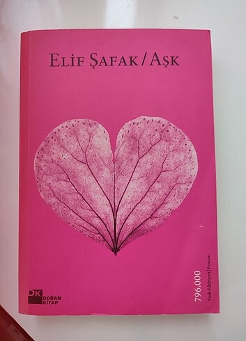 Elif Şafak Aşk