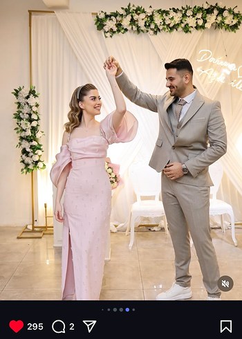 Pembe Drapeli Uzun Kollu Notalı Yaka Abiye
