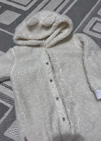 Kürklü Beyaz Bebek Tulumu - Görsel 3