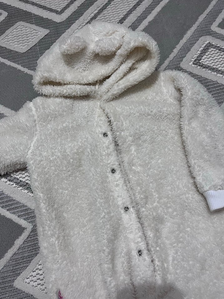 Kürklü Beyaz Bebek Tulumu - Görsel 3