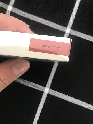 H&M Love Letter Far