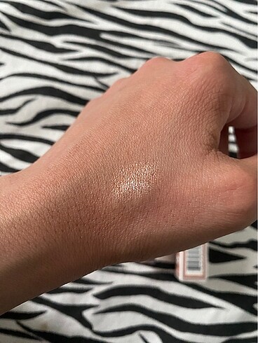 The Balm Likit Far Rose - Görsel 3