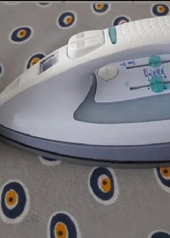 Tefal Beyaz Gri Buharlı Ütü