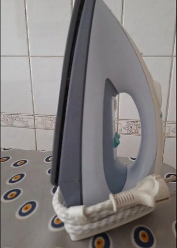Beden Tefal Beyaz Gri Buharlı Ütü