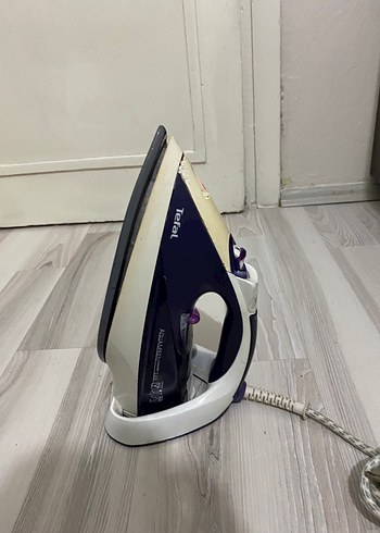 Tefal Beyaz Gri Buharlı Ütü