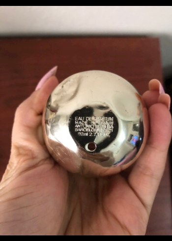 212 VIP parfüm - Görsel 3