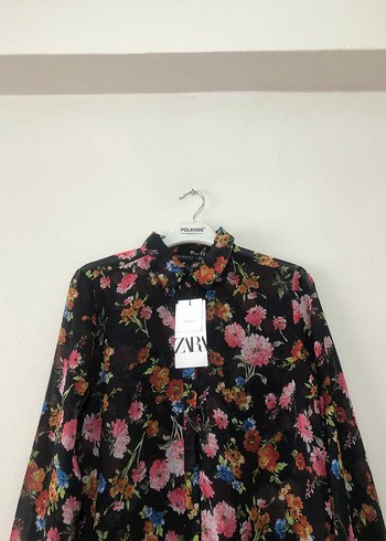 s Beden Zara Çiçek Desenli Uzun Kollu Kadın Gömlek