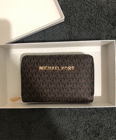 Michael Kors ccüzdan