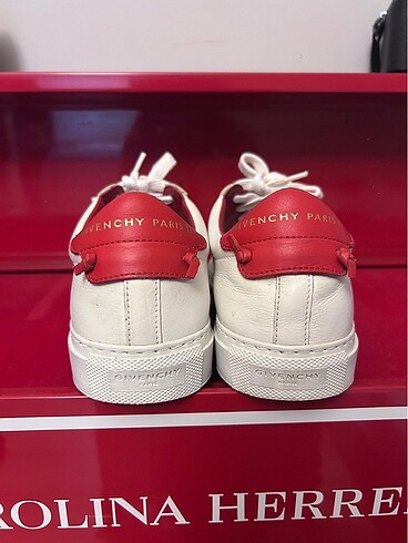 GIVENCHY Givenchy paris