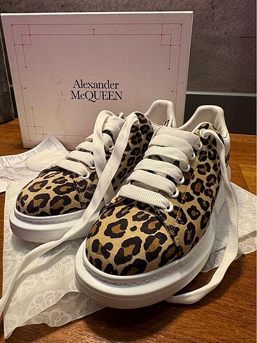 McQueen Leopar Sneaker