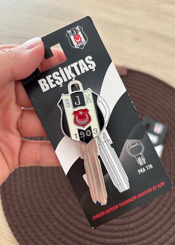 Beşiktaş Temalı Lisanslı Anahtarlık - Görsel 2