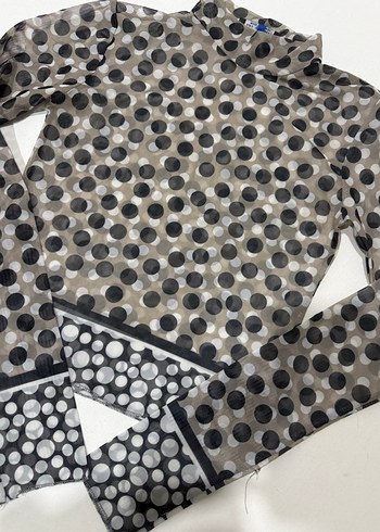 Tül Gri Puantiyeli Bluz - Görsel 2
