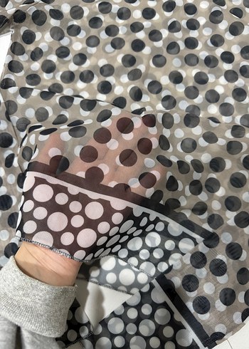 Tül Gri Puantiyeli Bluz - Görsel 3