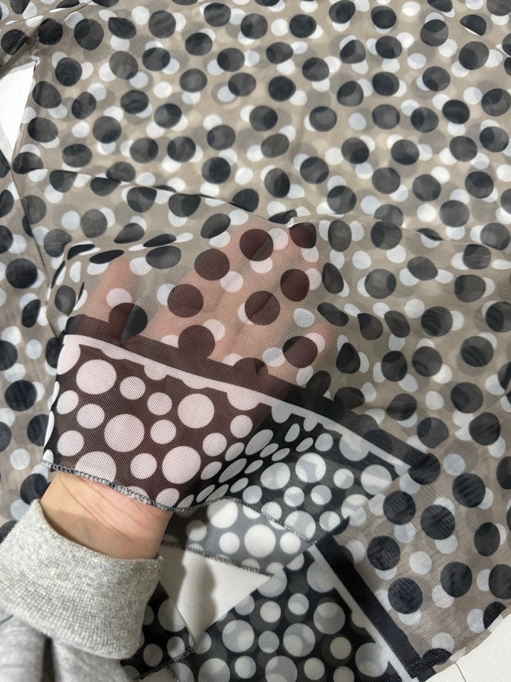 Tül Gri Puantiyeli Bluz - Görsel 3