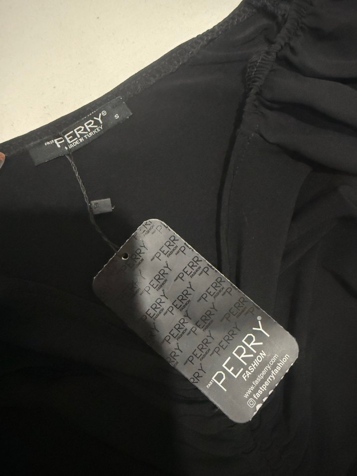 Uzun Kollu Siyah Drapeli Midi Elbise - Görsel 2