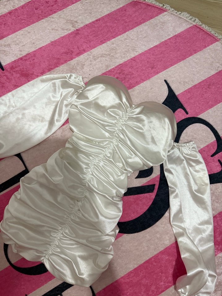 Beyaz saten Mini elbise - Görsel 3