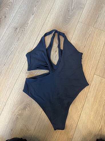 s Beden İ am not basic bodysuit