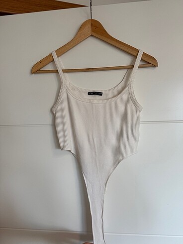 Zara çıtçıtlı body