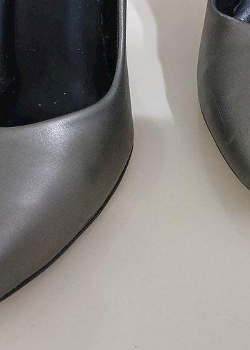 Gri Minimalist Stiletto Kadın Topuklu Ayakkabı - Görsel 3