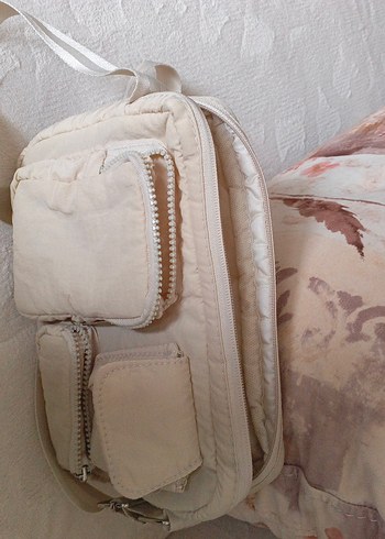 Beyaz kol Çantası - Görsel 2