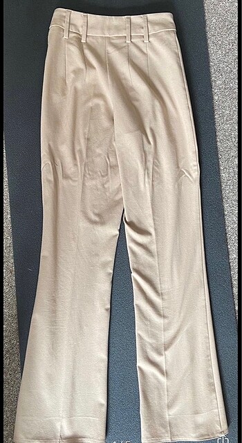 32 Beden camel Renk Bershka pantolon