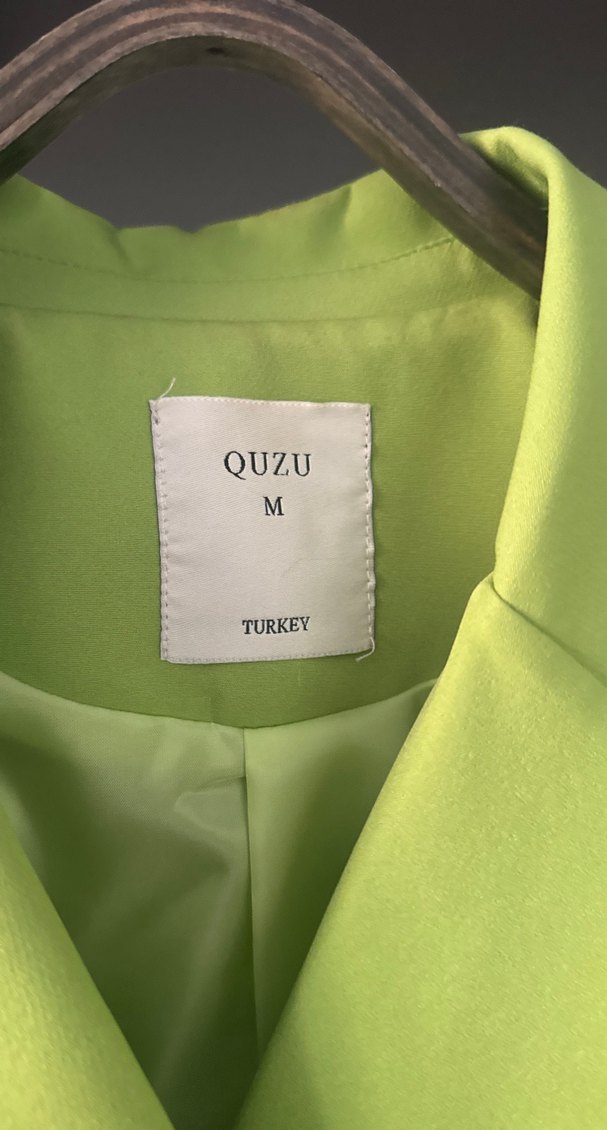 Düğmeli Kısa Yeşil Kadın Blazer Ceket - Görsel 3