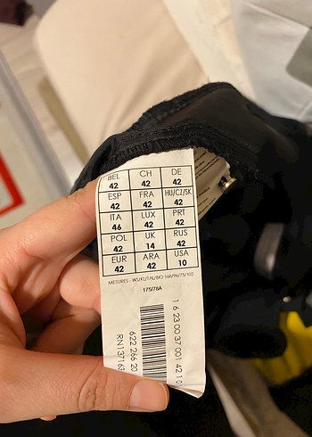 Siyah V Yaka Kolsuz Kadın Tulum - Görsel 6