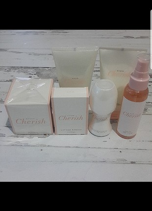 Avon Avon cherish set