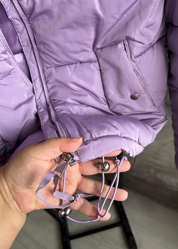 Pull and Bear Mor Kısa Sokak Stili Kadın Mont