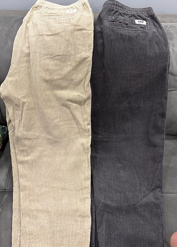 Fitilli Zara pantolon açık renkli satıldı - Görsel 3