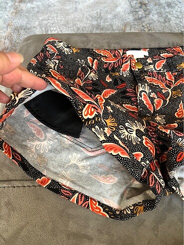 38 Beden H&M marka şort