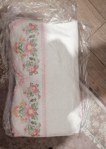Nakışlı Pembe Pastel pike  takımı - Görsel 2