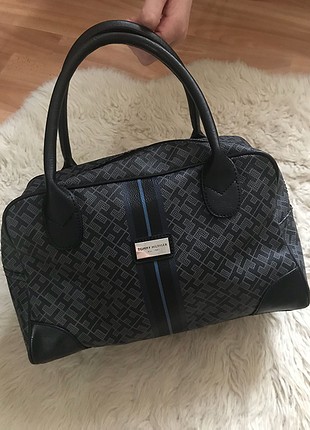 Tommy Hilfiger çanta