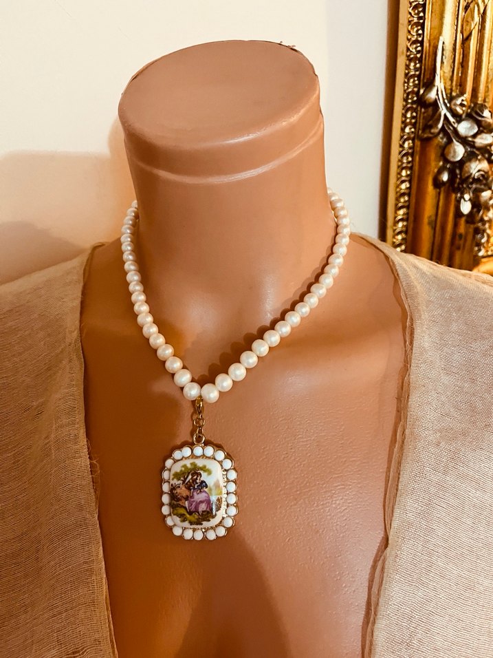 İnci Boncuklu Mini Kolye Beyaz İşlemeli - Görsel 4