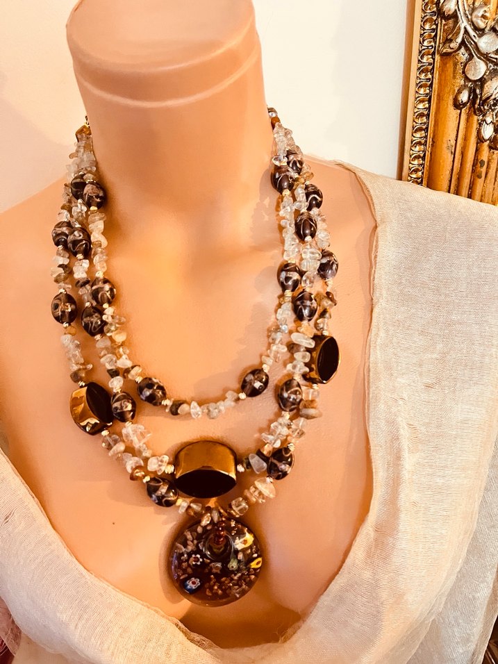 Uzun Boncuklu Altın Renkli Bohem Kolye - Görsel 3