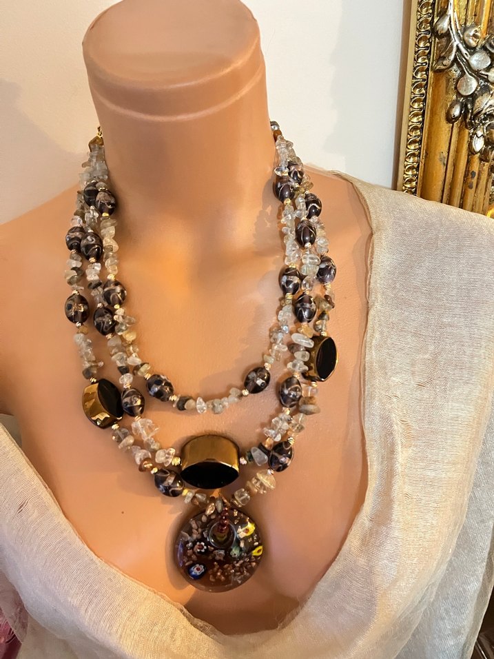 Uzun Boncuklu Altın Renkli Bohem Kolye - Görsel 2