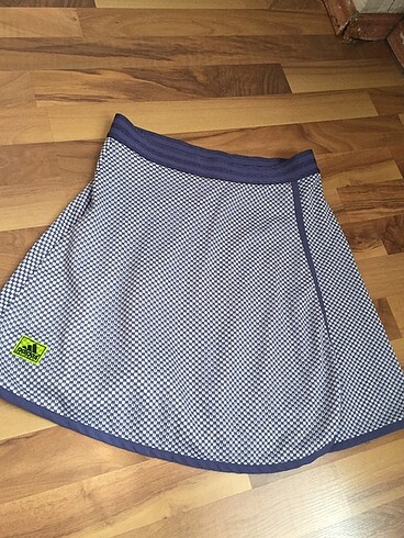 Adidas tenis eteği