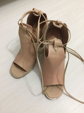 Shoe Tek Kalın topuk ayakkabı 