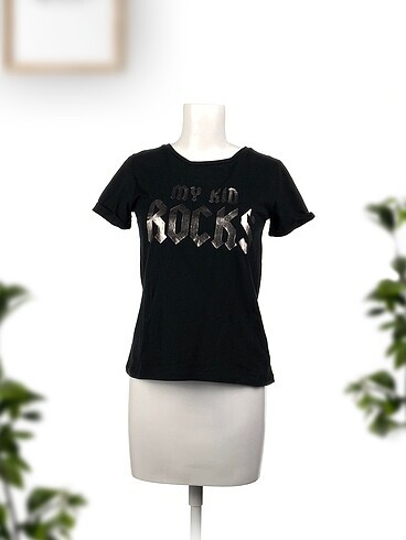 LC Waikiki T-shirt %70 İndirimli.