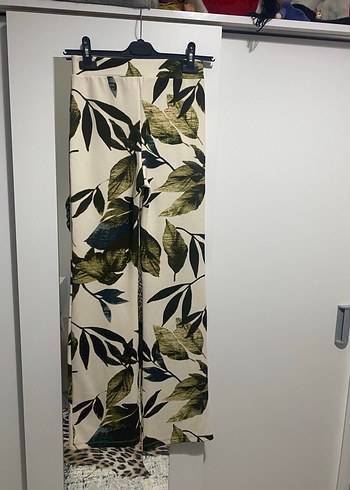 Yeşil yaprak Baskılı Kadın Uzun Kumaş Pantolon - Görsel 2