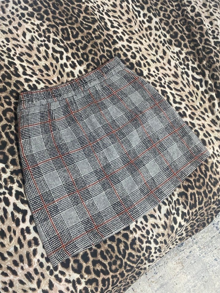 Gri Ekose Desenli Kadın Mini etek - Görsel 2