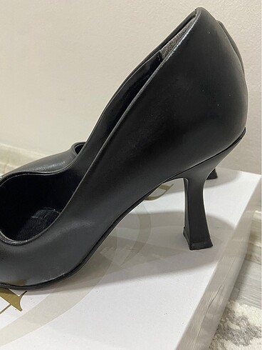 37 Beden siyah Renk Siyah stiletto