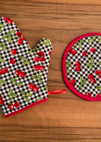 Kırmızı Kiraz Desenli Fırın Eldiveni ve Tutacak - Görsel 2