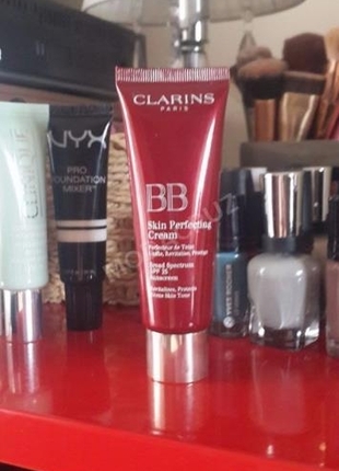 clarins bb krem